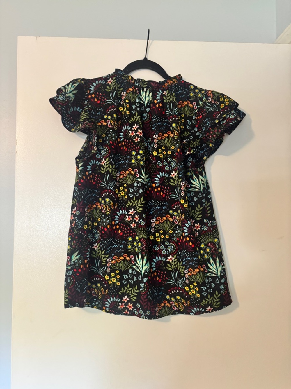 Sugarlips Black Floral Ruffle Sleeve Top, Size XS - Picture 3 of 3